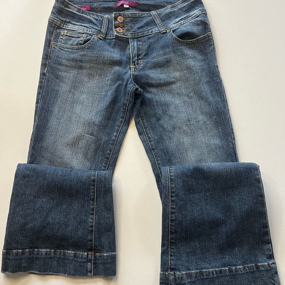 EUC Women's Vigoss Dark Blue Flare Jeans Size 9/32" Inseam Super Nice (A2) - Picture 2 of 13